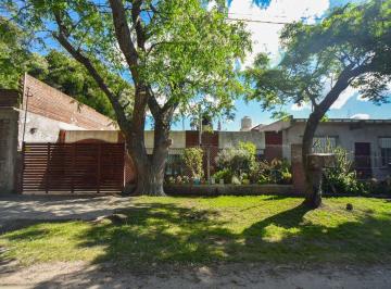 Casa · 78m² · 3 Ambientes · 1 Cochera · Venta Casa 3 Ambientes Gran Parque y Garage