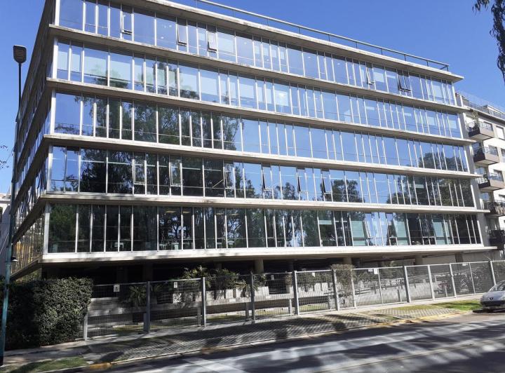 Oficina comercial · 919m² · 1 Ambiente · 17 Cocheras