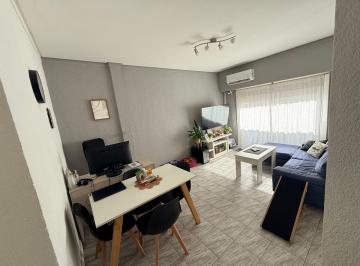 Departamento · 42m² · 2 Ambientes · 2 Ambientes Luminoso en Ubicación Estratégica