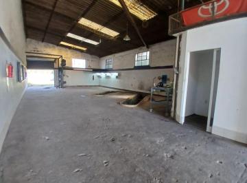 Bodega-Galpón de 1 ambiente, La Plata · Galpón en Alquiler Sobre Av 7 | Posibilidad de Sumar Local Comercial | Ideal Para Taller o Depó