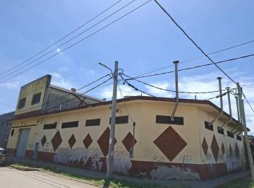 fachada · Planta Industrial en Alquiler– 950 m²