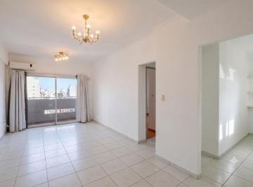 Departamento · 44m² · 2 Ambientes · 1 Cochera · Venta Departamento un Dormitorio con Cochera