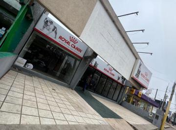 Local comercial de 1 ambiente, Córdoba · Cerro de Las Rosas (R. Nuñez 4100) - Alquiler Local de 594 m².