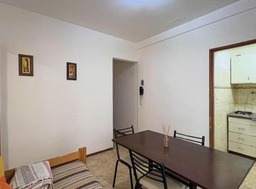 Departamento · 27m² · 2 Ambientes · Venta Depto 2 Amb a 1 Cuadra del Mar Av Colón.