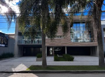 Departamento · 168m² · 5 Ambientes · 2 Cocheras · Departamento5 Ambientes a La Venta en Castelar