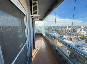 Departamento · 61m² · 3 Ambientes · 1 Cochera · Departamento Alquiler 3 Amb. Cochera y Balcón