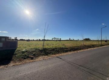 Terreno · 900m² · Lote en Venta en Los Alamos Lujan