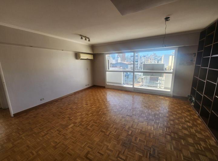 Departamento · 77m² · 4 Ambientes · 1 Cochera