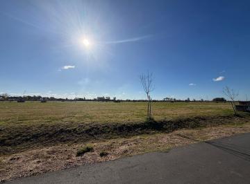Terreno · 900m² · Lote en Venta en Los Alamos Lujan