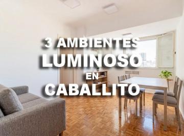 Departamento · 65m² · 3 Ambientes · Departamento en Venta 3 Ambientes Luminoso Piso Alto en Caballito