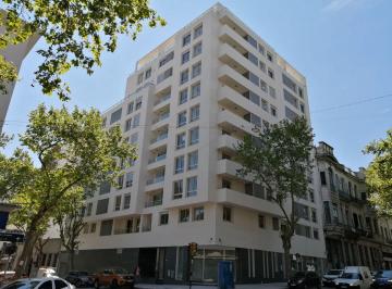Departamento · 62m² · 4 Ambientes · 1 Cochera · Venta Apto 2 Dorm. con Garaje en Centro