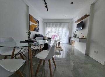 Departamento · 52m² · 3 Ambientes · Departamento 3 Ambientes con Balcon Terraza en Venta | Plaza Colon