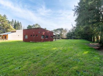 Casa · 4470m² · 4 Ambientes · Venta – Casa en Cañuelas Sobre Gran Lote de 4.470 m²