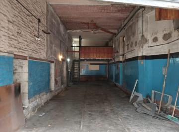 Local comercial de 1 ambiente Alquiler $ 1.200.000 · Garage con Entrepiso Ideal Para Local Comercial