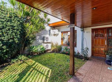 Casa · 177m² · 3 Ambientes · 1 Cochera · Casa en Venta en Martinez con Cochera y Jardin