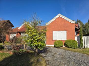 Casa de 4 ambientes, Esteban Echeverría · Venta Casa Campos de Echeverria, Quincho, Parrilla, Piscina Olimpica