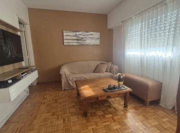 Departamento de 4 ambientes, Belgrano · Depto. 4 Amb Frente 84 m² Balcon Belgrano