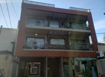 Departamento de 2 ambientes, Almirante Brown · Dpto de 2 Amb. a m de La Estacion - Posibilidad de Financiacion Directa