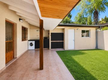 Casa · 107m² · 6 Ambientes · Casa en Carapachay