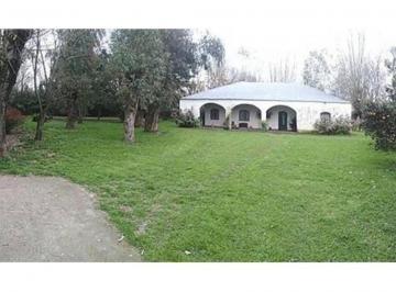 Casa · 300m² · 5 Ambientes · 1 Cochera · Casaquinta en Venta con Acceso por Ruta 25, Pila