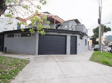 Casa · 135m² · 4 Ambientes · 1 Cochera · Venta Casa 4 Amb Garage Terraza 2 Baños Envictoria