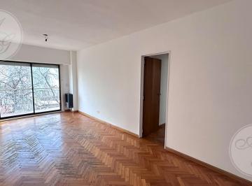 Departamento · 58m² · 3 Ambientes · 1 Cochera · Semipiso 3 Amb/ con Cochera y Balcon - Caballito - Entrada Principal y de Servicio