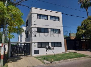 Departamento · 44m² · 2 Ambientes · 1 Cochera · Departamento en Alquiler en 67 Entre 135 y 136 Los Hornos