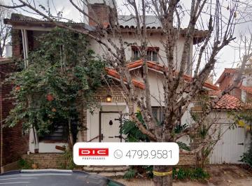 Casa · 186m² · 3 Ambientes · 1 Cochera · Casa 2 Dorm. Venta - Olivos - Vias/maipu