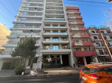 Departamento · 73m² · 3 Ambientes · 1 Cochera · Semipiso en Venta en La Plata