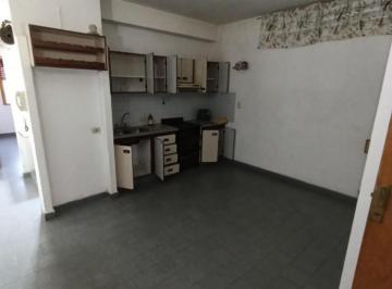 Departamento · 80m² · 2 Ambientes · Dpto en Alquiler Sobre Av Pte. Peron