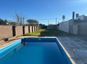 Terreno · 490m² · Terreno con Quincho y Pileta en Alvear