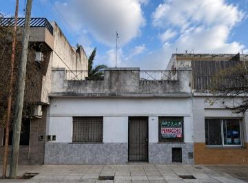 PH · 70m² · 3 Ambientes · PH Tipo Casa en Venta Villa Madero