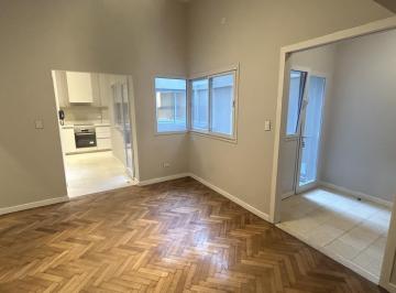 LIVING · Hermoso PH Sin Expensas en Caballito (Parque Rivadavia) 4 Ambientes