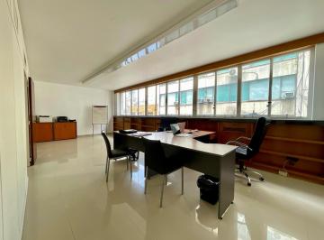 Oficina comercial · 134m² · 6 Ambientes · Amplia Oficina en Venta en Tribunales