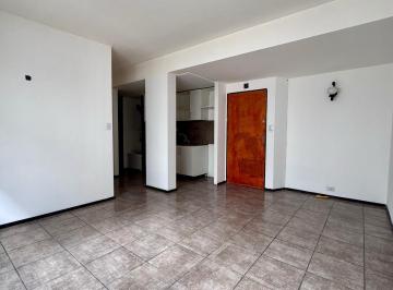 Departamento · 50m² · 3 Ambientes · Departamento en Mitre 139