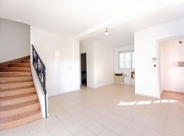 Casa · 210m² · 7 Ambientes · 2 Cocheras · Venta Casa 7 Ambientes en La Plata Cochera Terraza