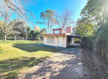 Casa · 91m² · 3 Ambientes · 1 Cochera · Venta de Casa en Parque Irizar Apta Credito