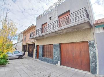 PH · 85m² · 3 Ambientes · 1 Cochera · Excelente Inmueble (Ph) Al Fte. - Cochera - Terraza - Balcón - Patio