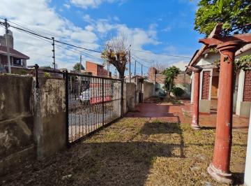 Casa · 276m² · 8 Ambientes · 1 Cochera · Casa en Venta de 1000 m² en Ciudad Madero