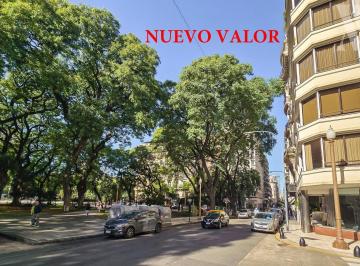 Departamento · 335m² · 10 Ambientes · 2 Cocheras · Piso en Venta con Vista a Plaza