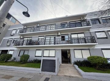 Departamento de 2 ambientes, San Isidro · Dpto 2 Amb Fte Balcon Cochera 2º Piso X Esc.