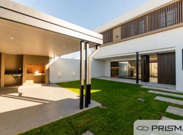 Casa de 1 ambiente, Córdoba · Casa - 3 Dorm - Docta Boulevard