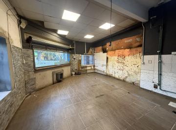 Local comercial · 40m² · Local Ideal Gastronomico en Wilde - Avellaneda