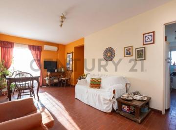 Departamento · 68m² · 4 Ambientes · Venta Depto 4 Ambientes - Martin Coronado