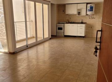 PH de 2 ambientes, Mataderos · Departamento en 1º Piso de 2 Ambientes Al Contrafrente.