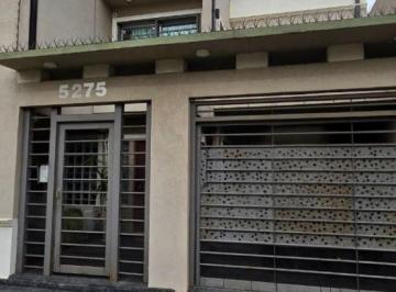 PH de 3 ambientes, Avellaneda · PH de 143 m² con 2 Dorm. en Venta en Villa Dominico.