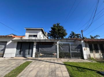 Casa · 130m² · 5 Ambientes · 2 Cocheras · Venta Casa Quilmes
