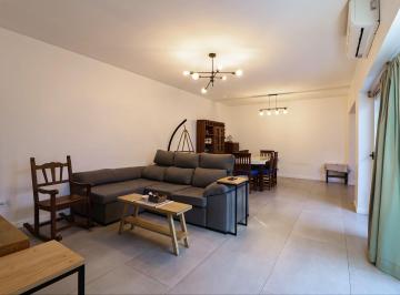 Casa · 123m² · 3 Ambientes · Venta Casa 3 Amb C/ Patio y Terraza en Montecastro