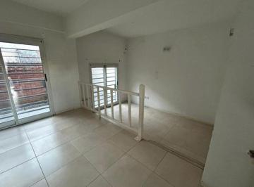 Casa de 1 ambiente, Almirante Brown · Excelente Duplex con Jardin.