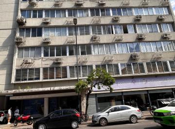 Oficina comercial de 3 ambientes, La Plata · Oficina en Pleno Centro de La Ciudad